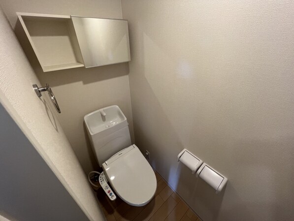 コントレイル糸引の物件内観写真